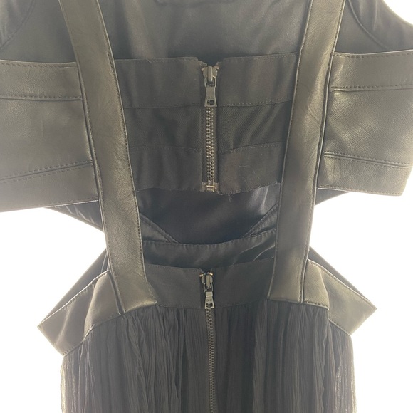 Alice + Olivia size 6 black dress - Picture 4 of 5